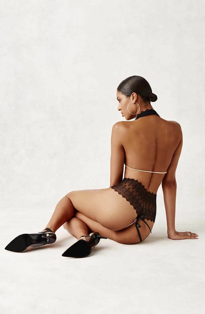 Black panty with pearl string - Geneva Panty