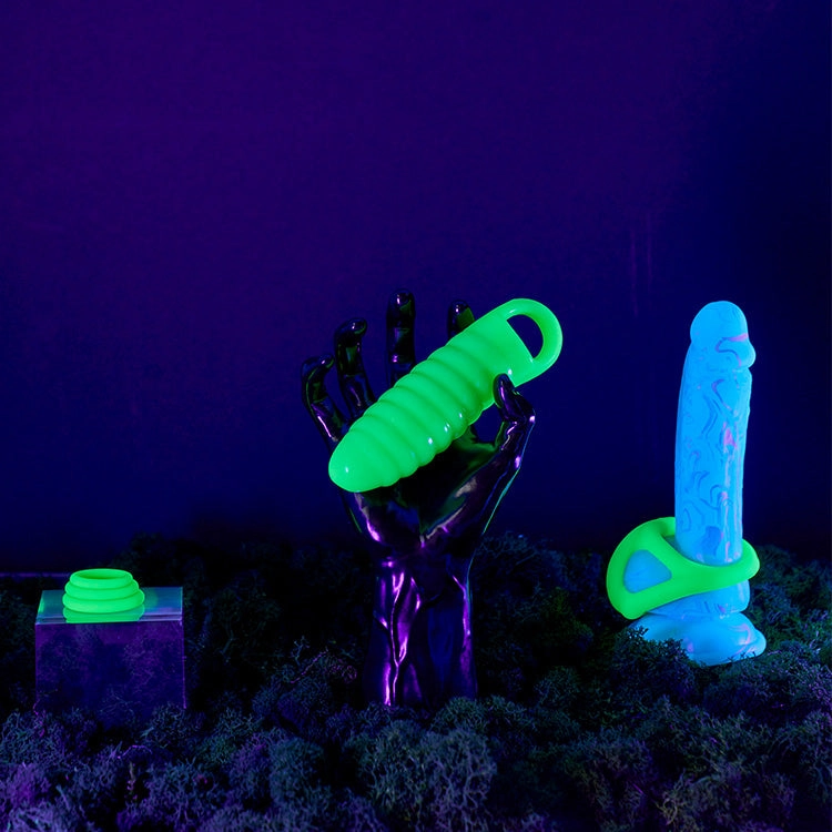 Ouch! Glow-in-the-Dark Thick Swirl Penis Sleeve