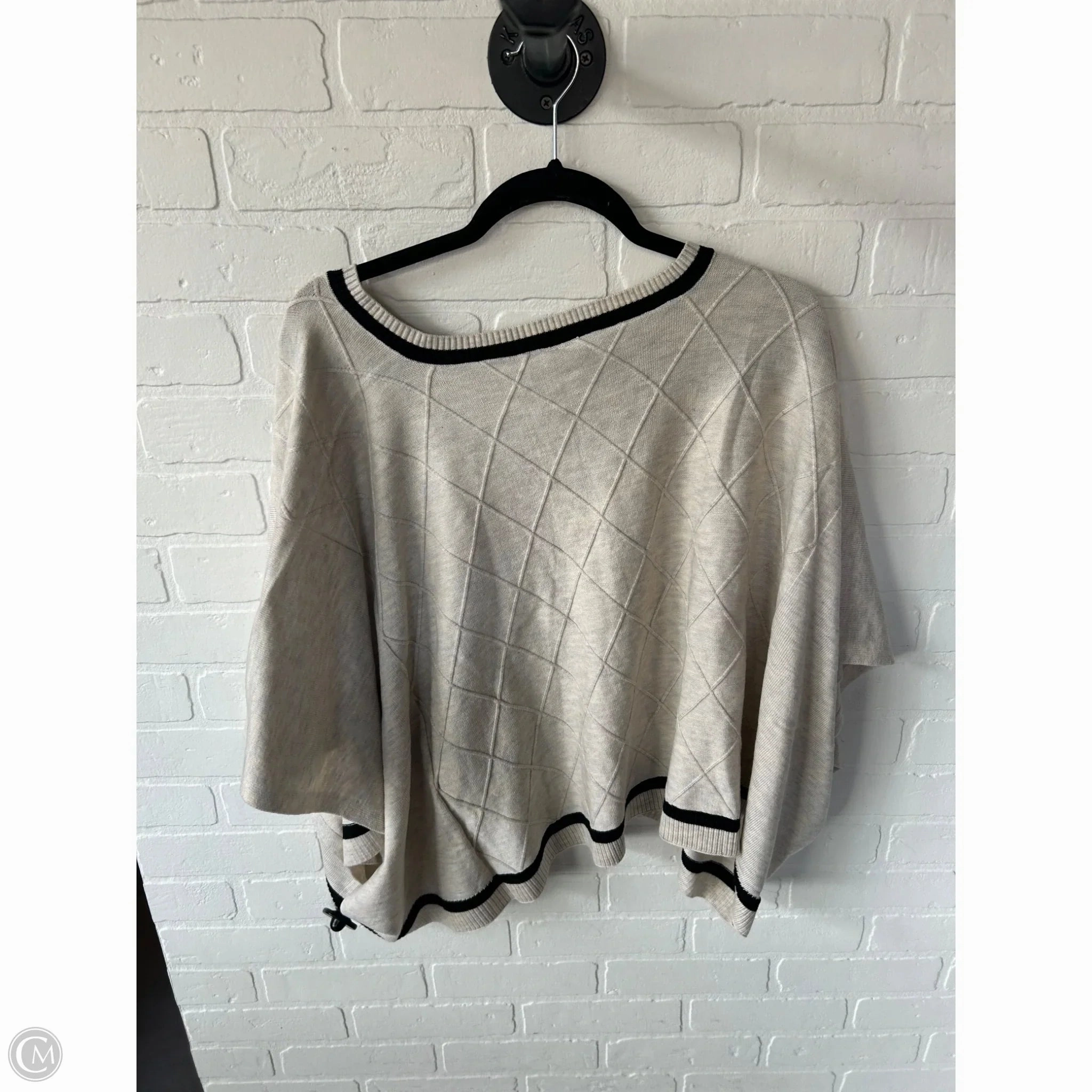 Poncho By Cmc In Black & Cream, Size: Osfm